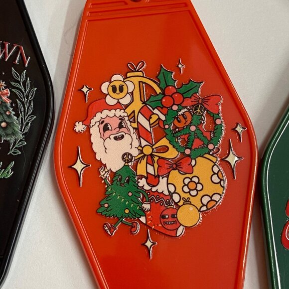 Retro Christmas Motel Keychains Set Of 4 - Picture 3 of 7